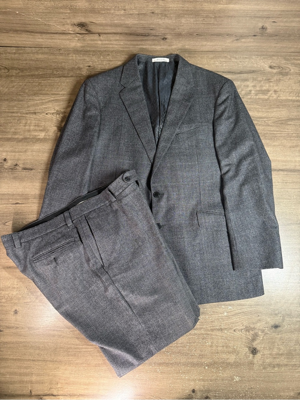Joseph Abboud 44R 38W Gray Glen Plaid 100% Wool 2 Piece Suit Made USA
